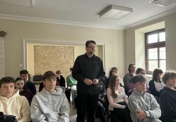 SPOTKANIA Z HISTORIĄ PROSZOWIC W POWIATOWEJ I MIEJSKIEJ BIBLIOTECE PUBLICZNEJ